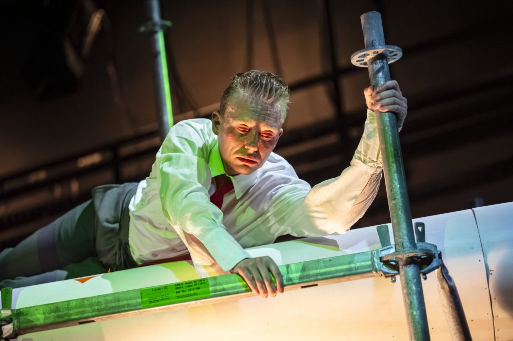 17.04.2026 Jena: Fotoprobe zu "This is just us - naked in the face of the world" (UA) in einer Regiearbeit von Theresa Henning im Theaterhaus Jena. Foto: Thomas Müller